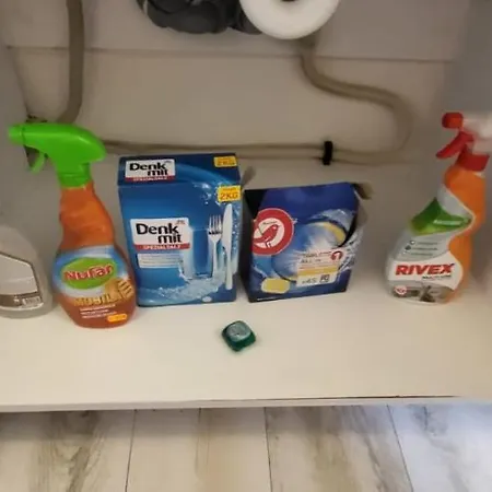 Apartment 23 Constantin Brancoveanu, Craiovita, Self Check-in *