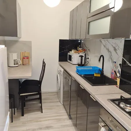 23 Constantin Brancoveanu, Craiovita, Self Check-in Craiova